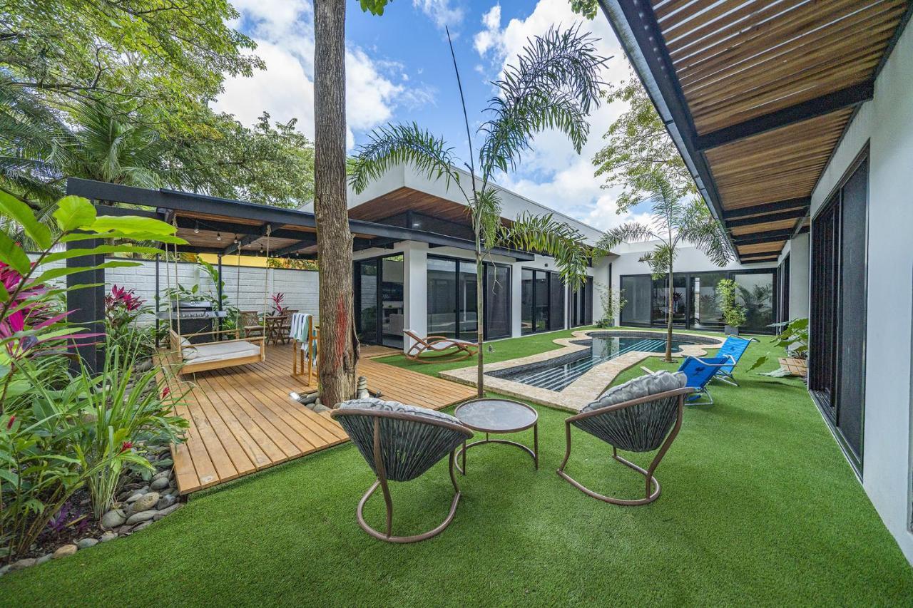 Playa Potrero - New Modern House, Pool In Guitar Shape - Casa Guitarra Villa Exterior foto